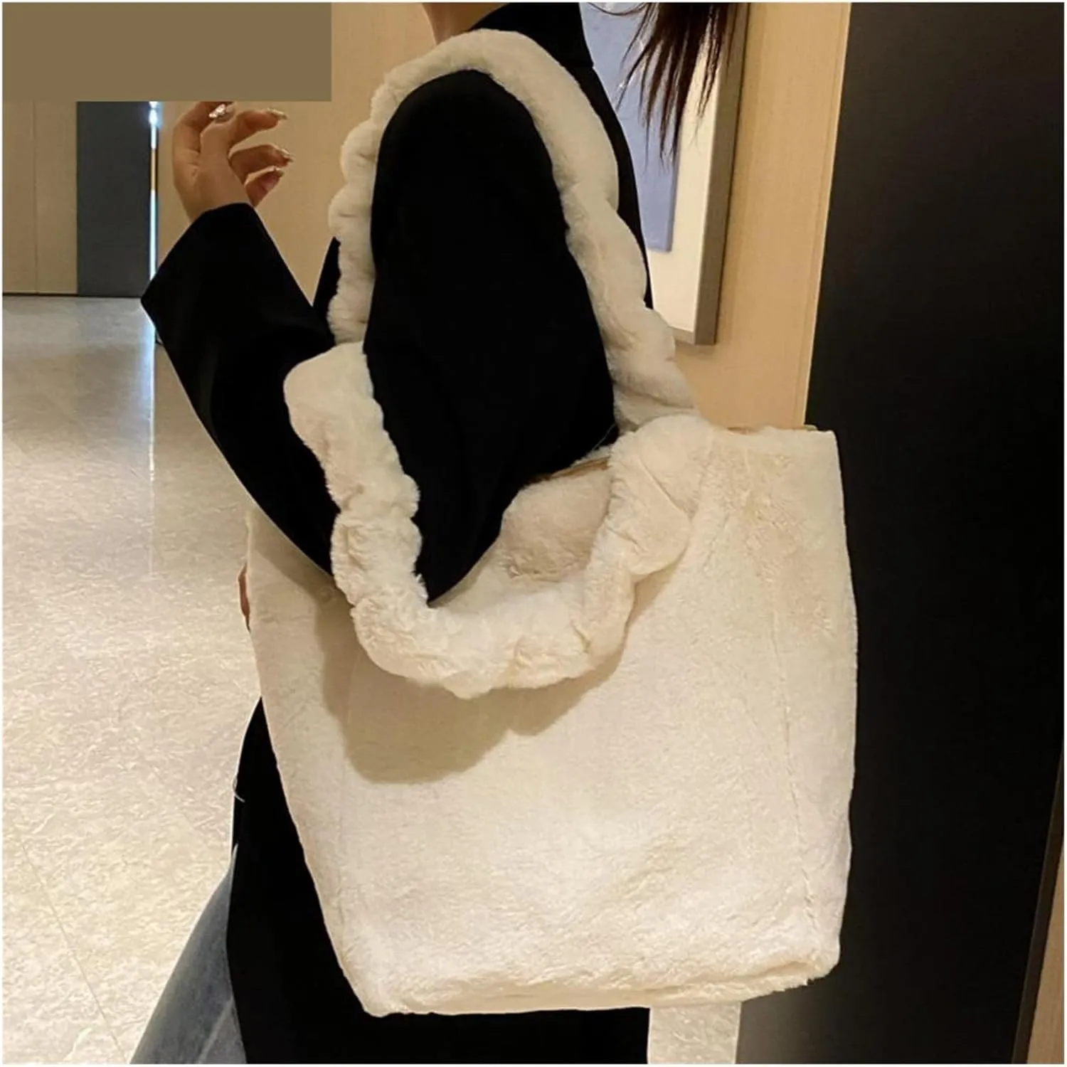 Fluffy Tote Bag Plush Women Fashion Totes Soft Fluffy Large Underarm Bag Furry Handbag(Brown)