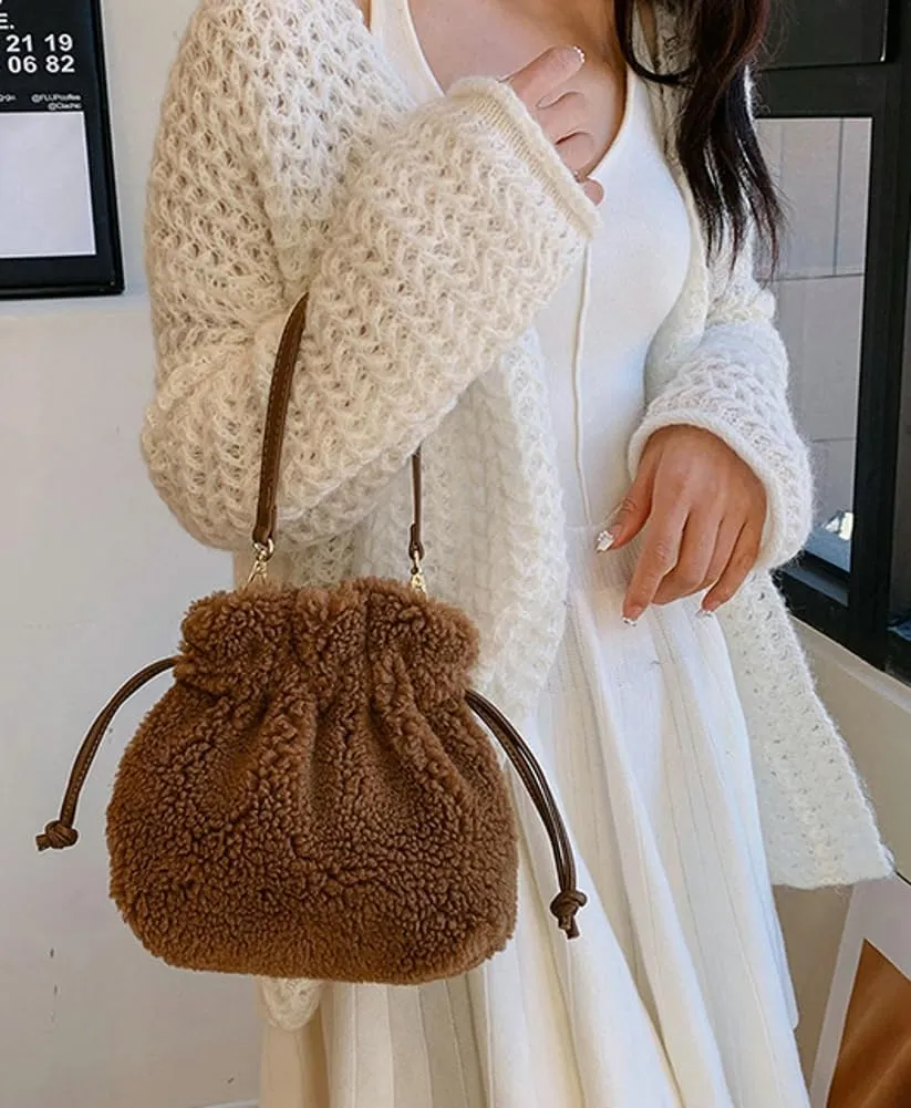 Fuzzy Plush Purse for Women Trendy Bucket Handbag Small Shoulder Crossbody Totes Cute Evening Bag with Drawstring