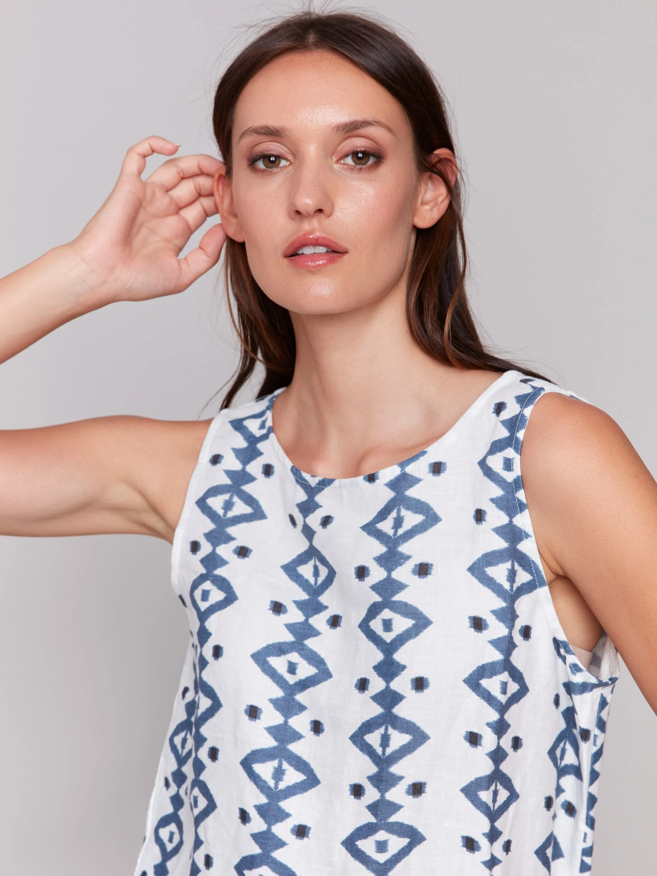 Printed Sleeveless Top with Rounded Hem - Geo