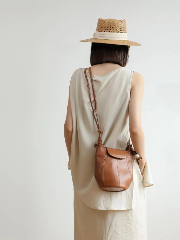 Retro Genuine Leather Shoulder Crossbody Underarm Bag Bucket Bag Totes Hobo Handbag Versatile Stylish Cute Casual Luxury