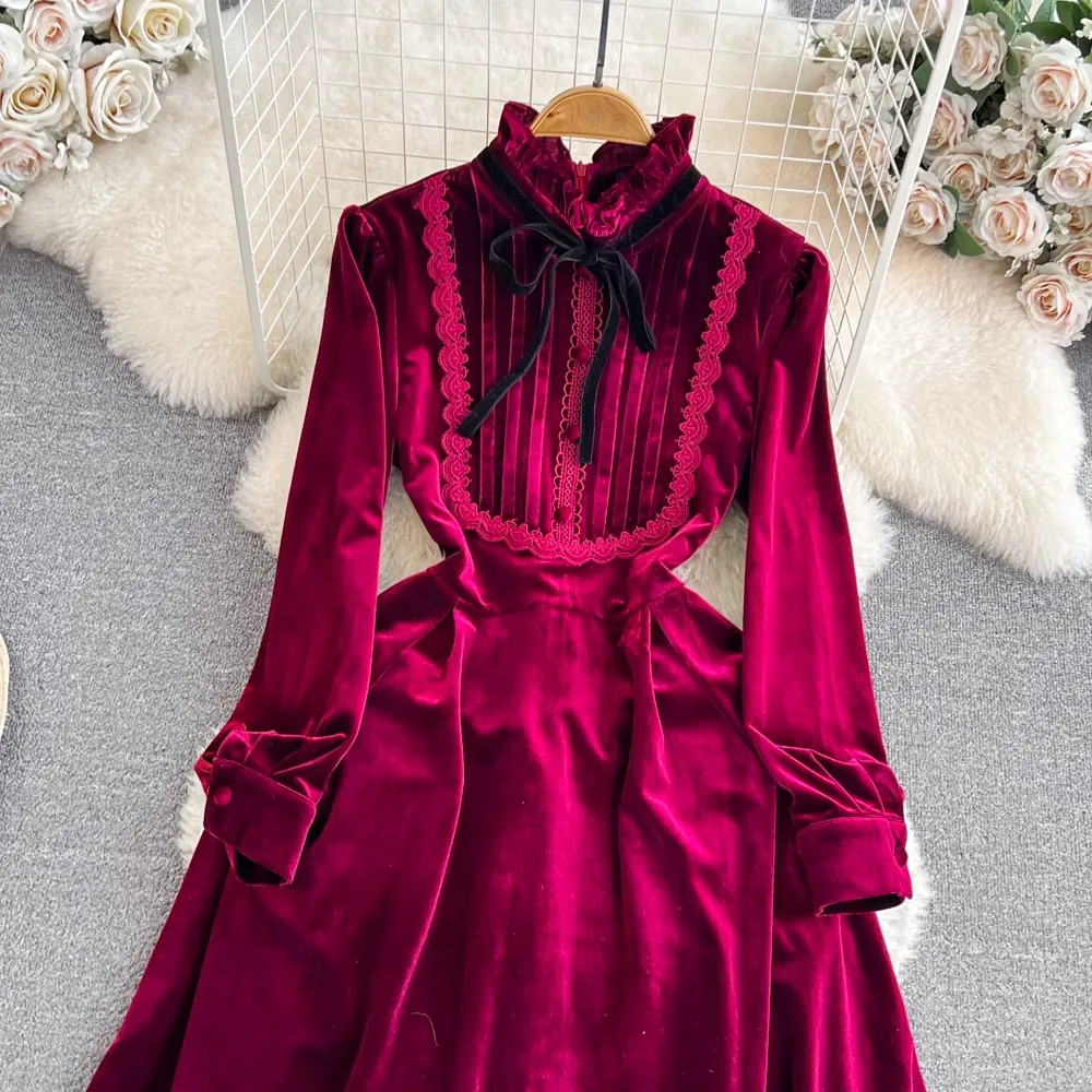 Retro Long Sleeved A Ine Gold Velvet Fall Dress  1704