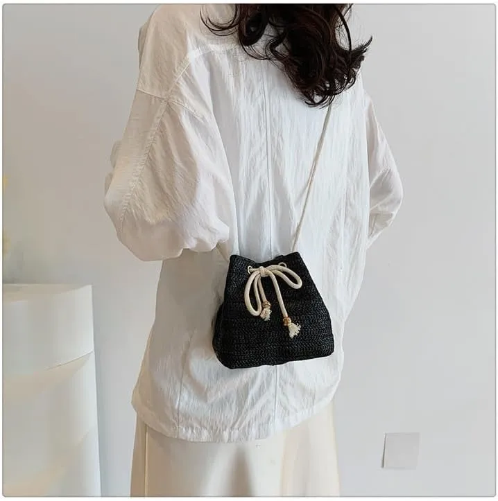 Small Crossbody Purses Women Y2k Beach Crochet Bucket Bags Drawstring Straw Bag Cute Purse Trendy 2025 Summer