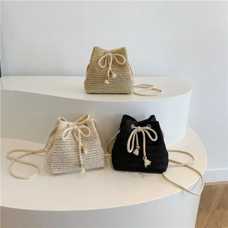 Small Crossbody Purses Women Y2k Beach Crochet Bucket Bags Drawstring Straw Bag Cute Purse Trendy 2025 Summer