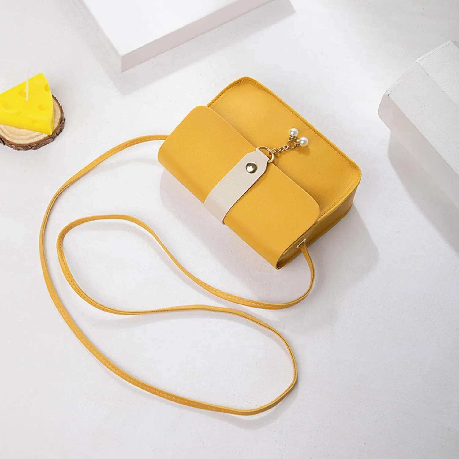 Totes For Storage Mini Small Square Bags Pearl Shoulder Bag Soft Leather Buckle Lightweight Versatile Messenger Bag