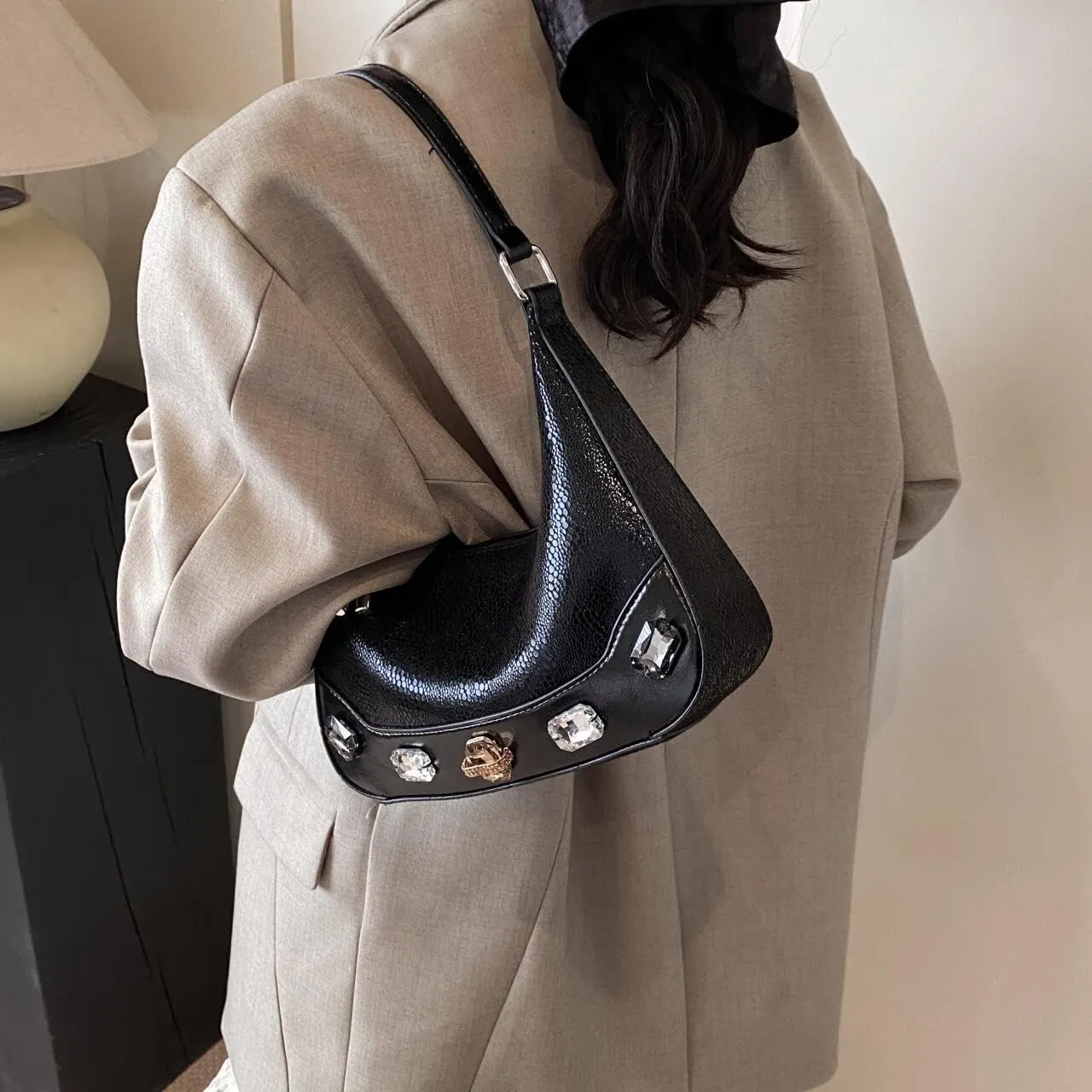 Trendy Snake Print Hobos Handbag Purse for Women Shoulder Crossbody Bag Retro Diamond Totes with Removable Strap