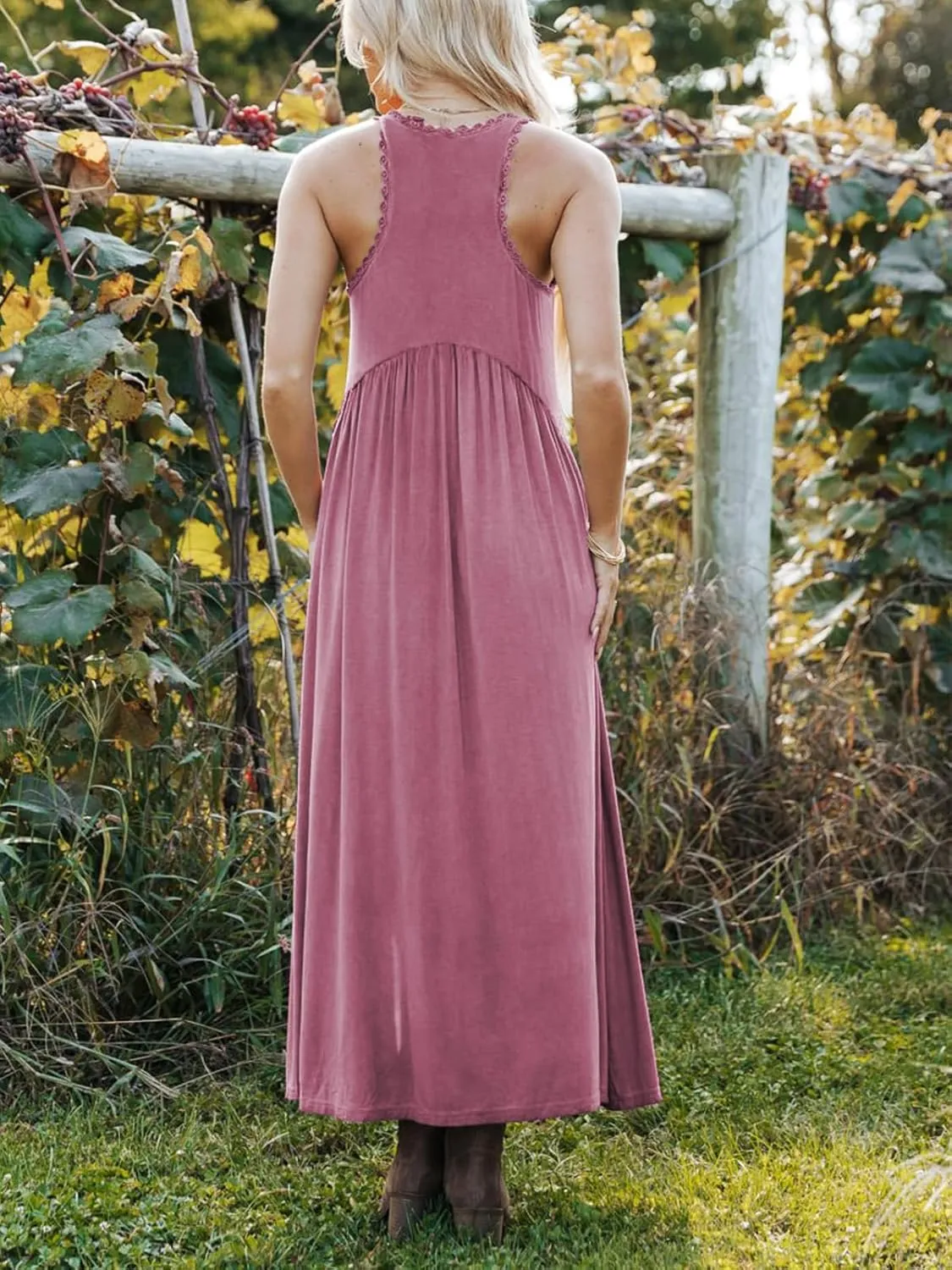 Women's Maxi Dress Summer Sleeveless Crewneck Swing Sundress Casual Loose Long Dresses with Pockets